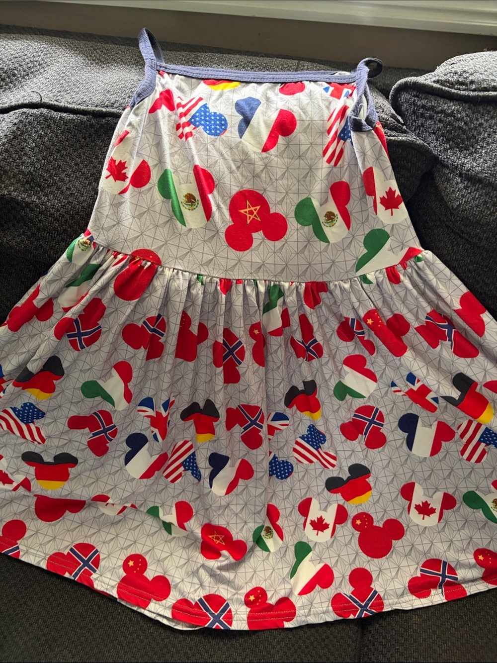 Epcot dress - Picture 3 of 6